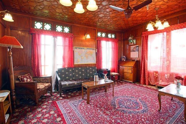 Houseboat Lily Of Nageen Hotel Srinagar  Exterior photo